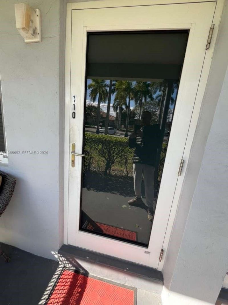 600 Layne Blvd , Unit 110, Hallandale Beach, FL 33009 Photo