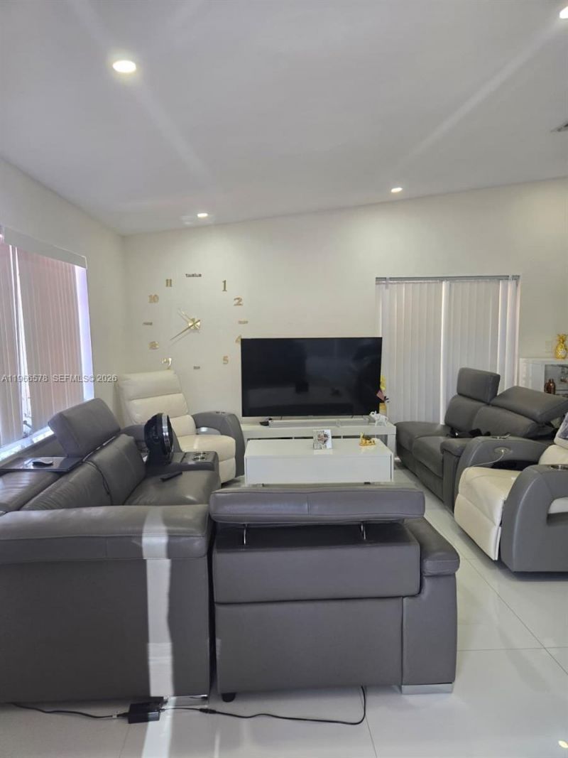 16242 SW 304th Ter, Homestead, FL 33033 Photo