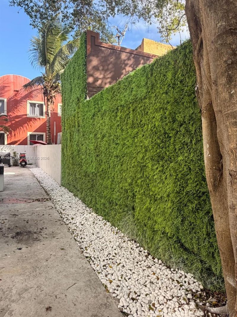 337 SW 10th Ave, Miami, FL 33130 Photo