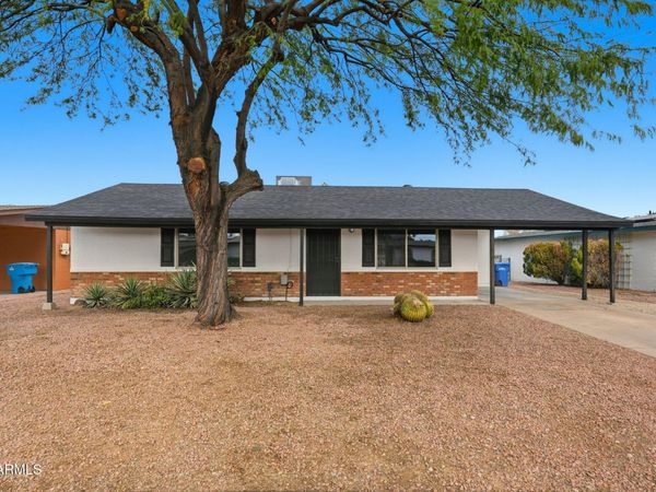 2134 E BECK Lane, Phoenix, AZ 85022