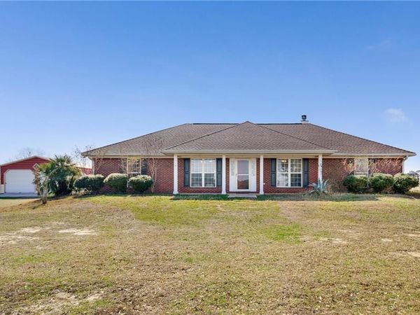 6255 Grady Dunn Road W, Wilmer, AL 36587