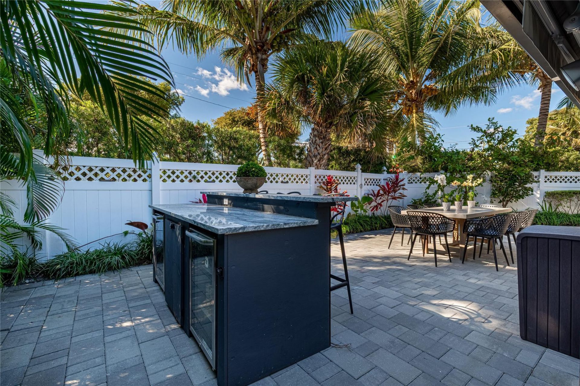 2000 NE 18th Street, Fort Lauderdale, FL 33305 Photo