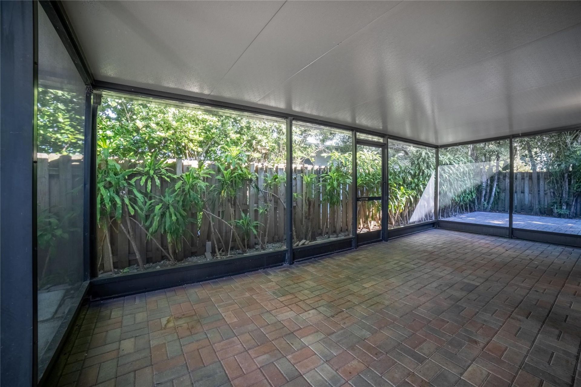 2000 NE 18th Street, Fort Lauderdale, FL 33305 Photo