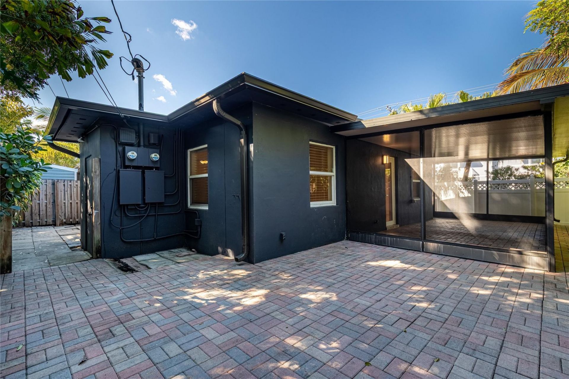 2000 NE 18th Street, Fort Lauderdale, FL 33305 Photo