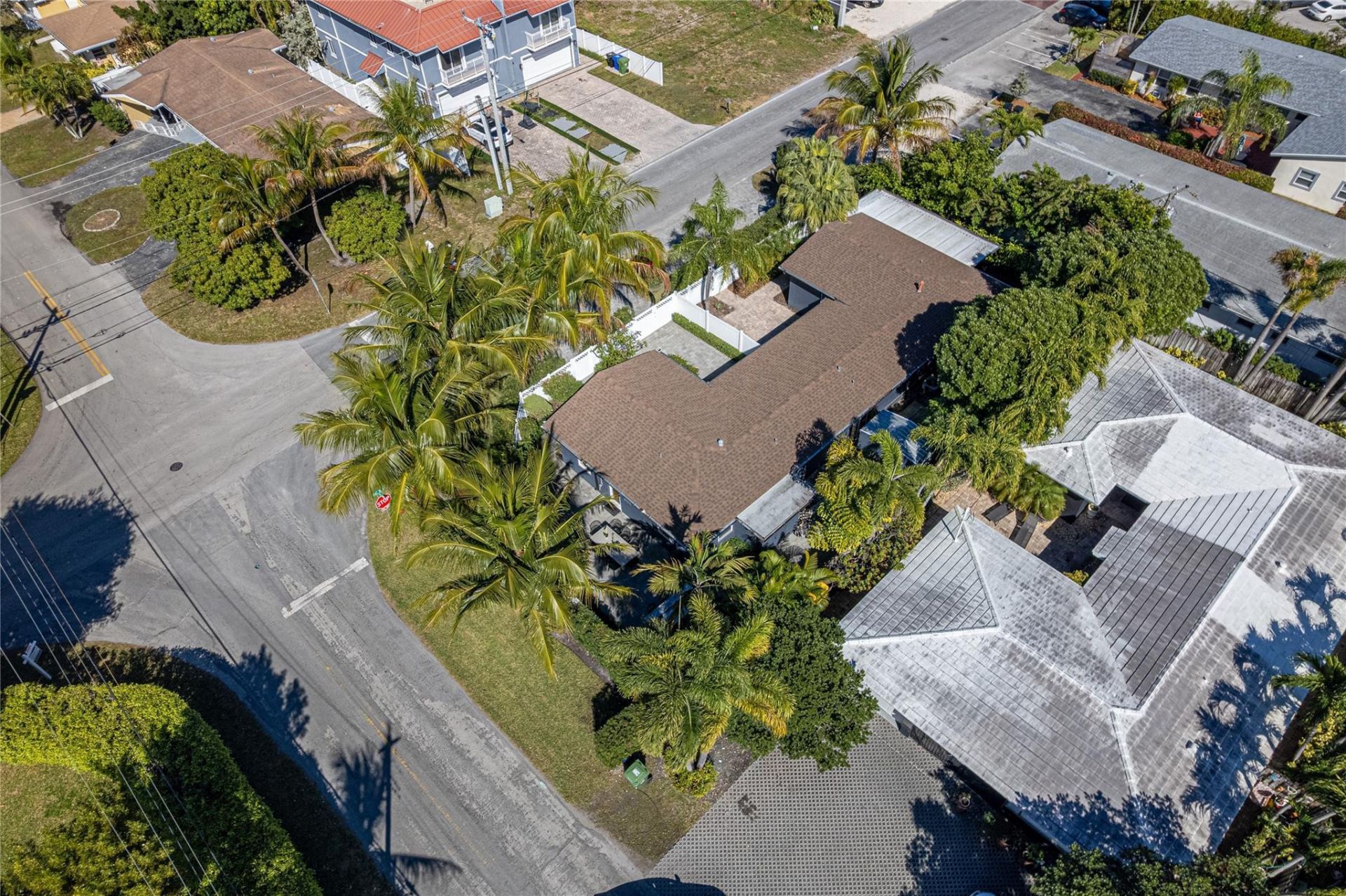 2000 NE 18th Street, Fort Lauderdale, FL 33305 Photo