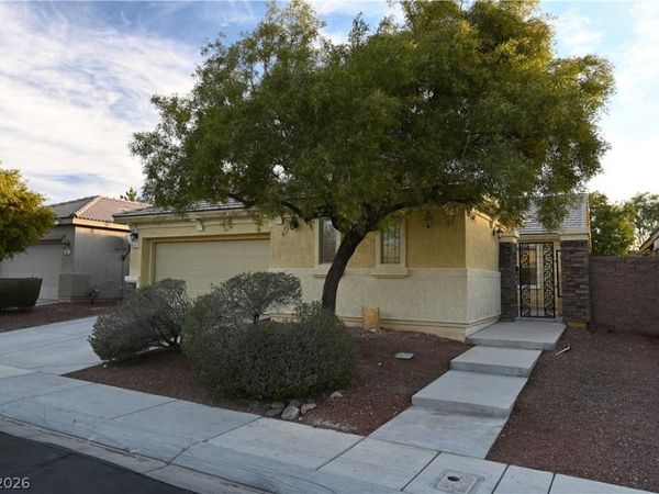 8132 Chimney Bluffs Street, North Las Vegas, NV 89085
