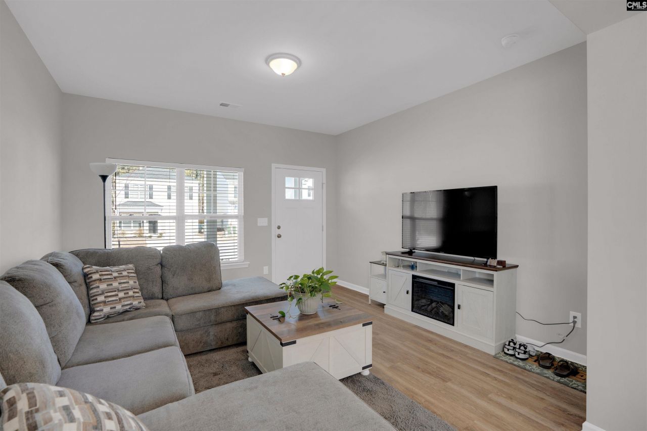 313 Pinaster Path  Photo 5