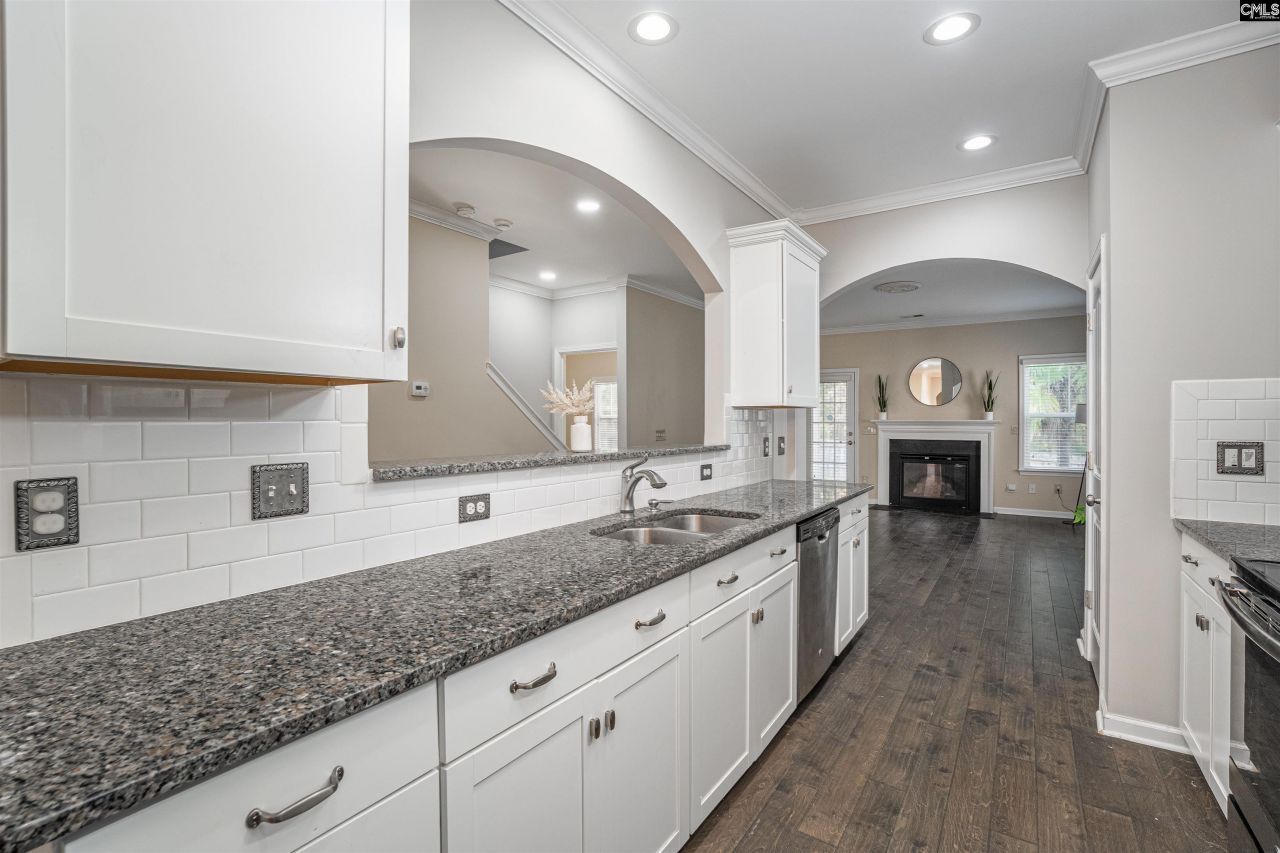 312 Lanyard Lane  Photo 9