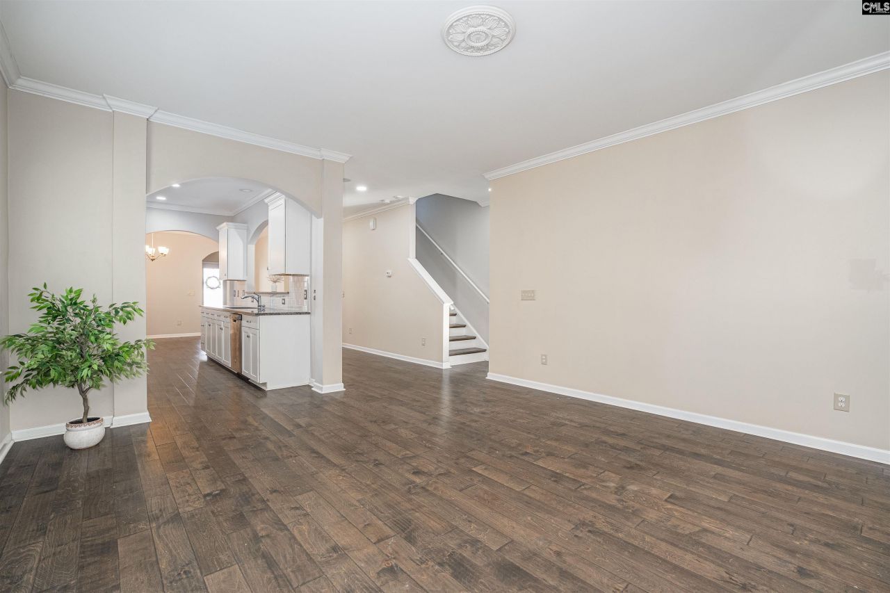 312 Lanyard Lane  Photo 5