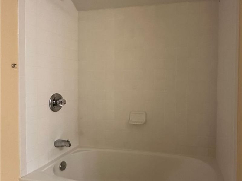 404 River Glen Drive NE, Warren, OH 44484 Photo 30