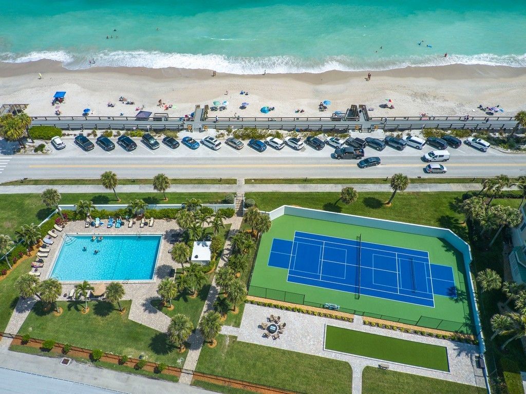 4141 Ocean Drive, Unit 402, Vero Beach, FL 32963 Photo