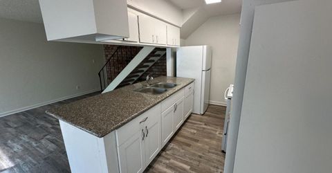 67 Nedra Ct, Sacramento, CA 95822 Photo