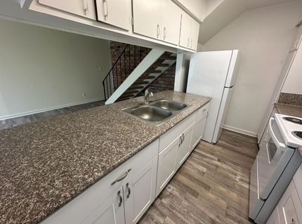 67 Nedra Ct, Sacramento, CA 95822 Photo
