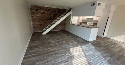 67 Nedra Ct, Sacramento, CA 95822 Photo