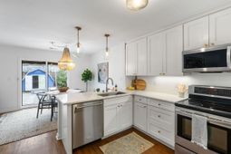 1520 Birthright Street photo 4