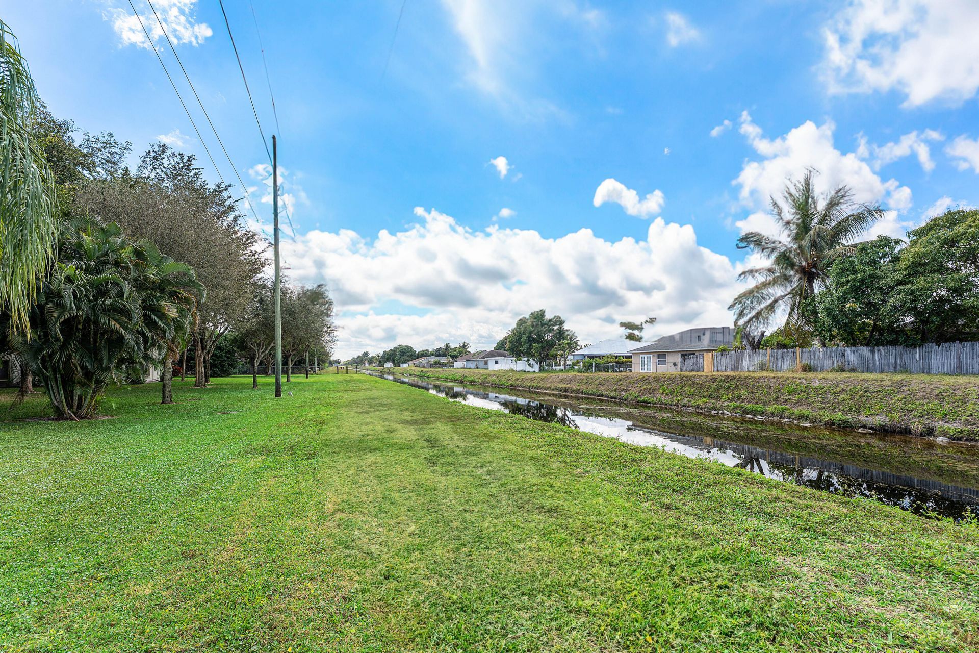 10155 Mangrove Drive, Unit 204, Boynton Beach, FL 33437 Photo