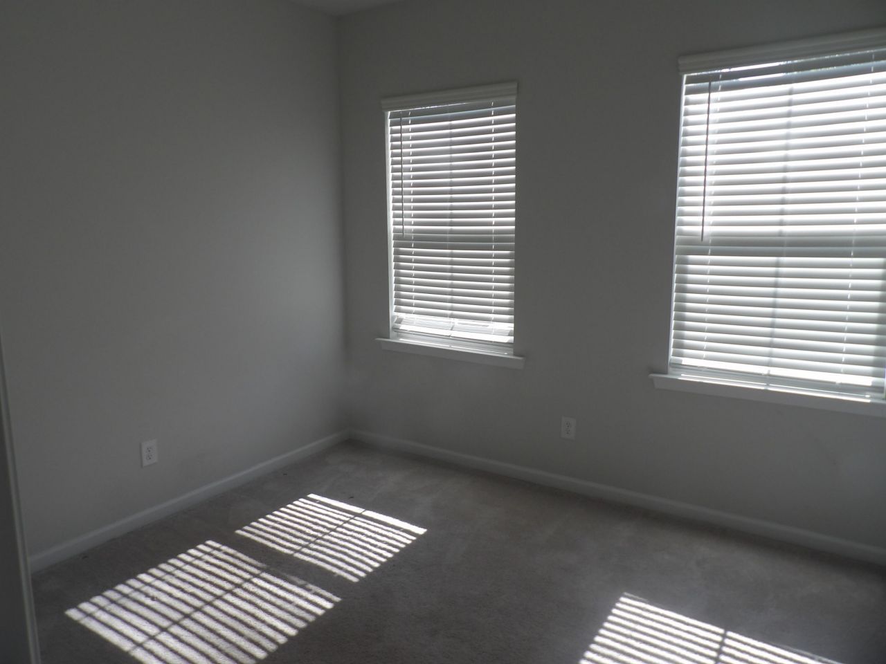 113 W Respite Lane Photo 10