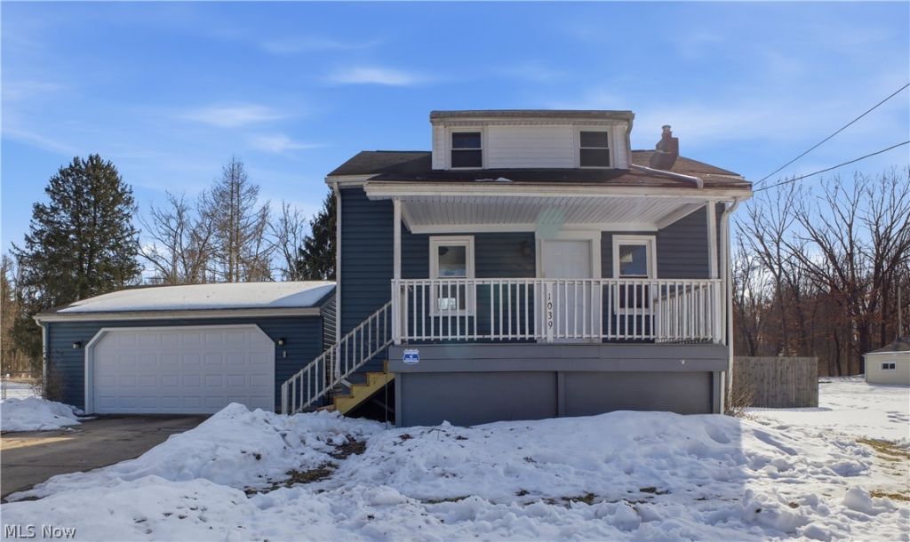 1039 Laverne Avenue, Boardman, OH 44511 Main Photo