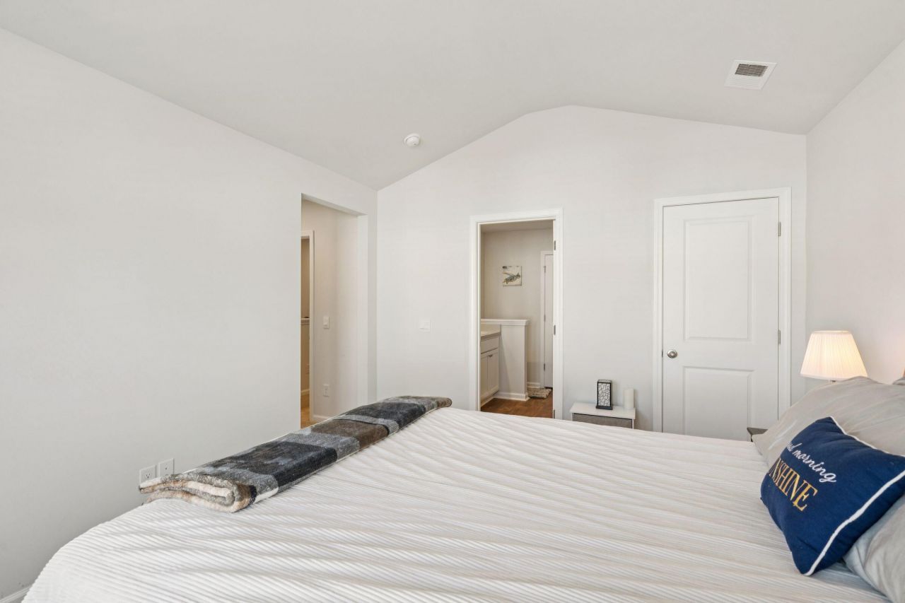 134 Orchid Bloom Circle Photo 25