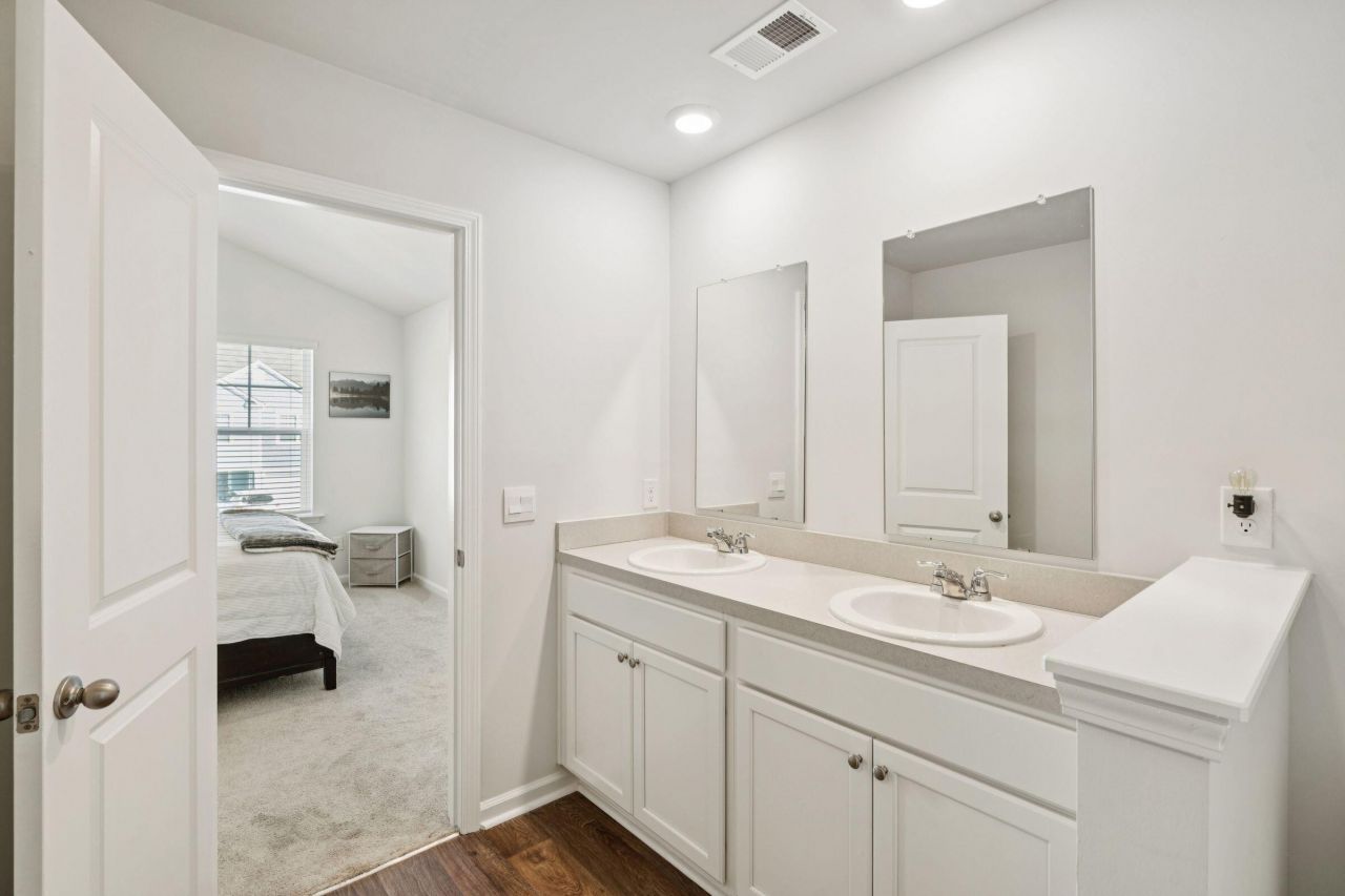 134 Orchid Bloom Circle Photo 27