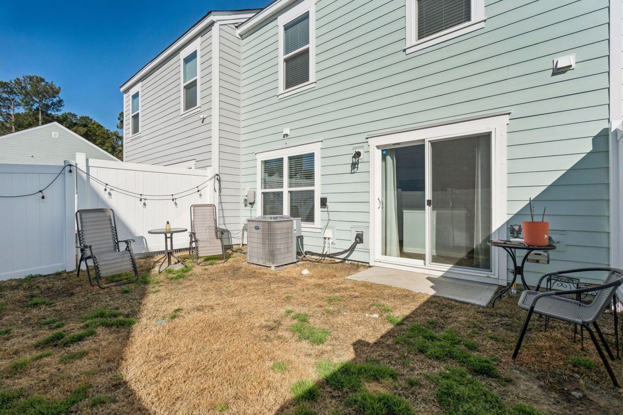 134 Orchid Bloom Circle Photo 40