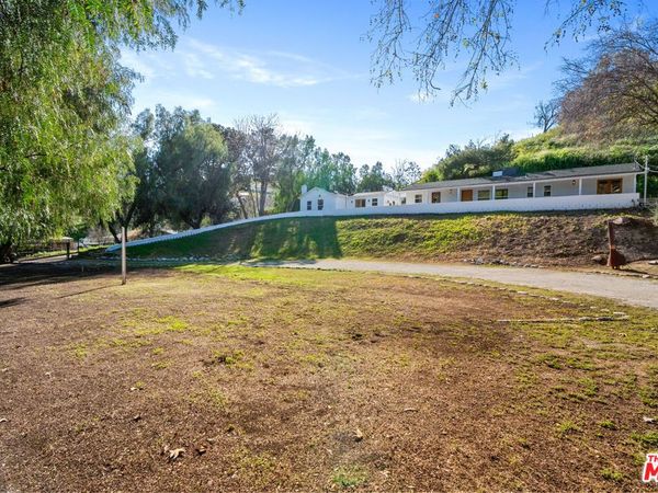 10311 Wheatland Avenue, Shadow Hills, CA 91040