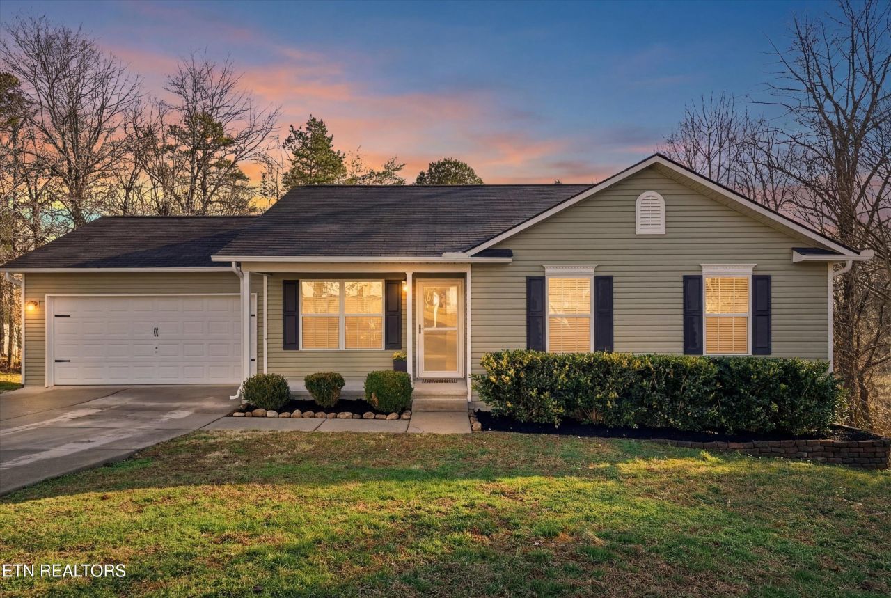5838 Pine Needle Lane, Knoxville, TN 37921 Main Photo