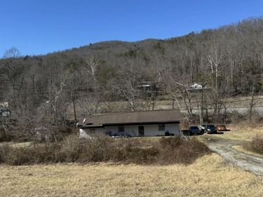 9840 US-119, Totz, KY 40870