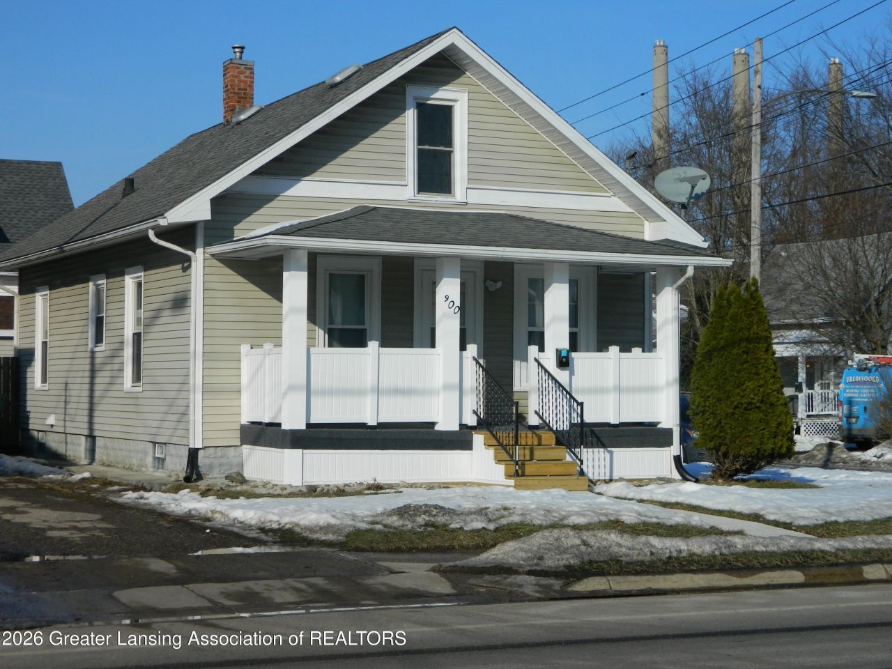 900 W Mount Hope Avenue, Lansing, MI 48910 Main Photo