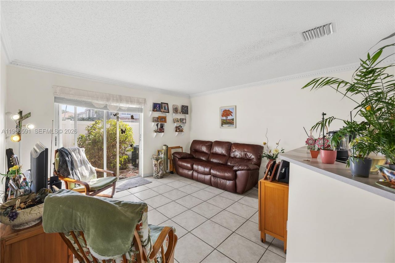 12627 SW 54th St, Miramar, FL 33027 Photo