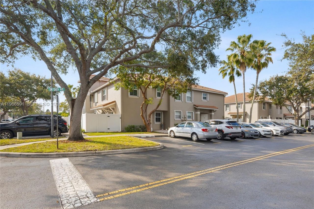 12627 SW 54th St, Miramar, FL 33027 Photo