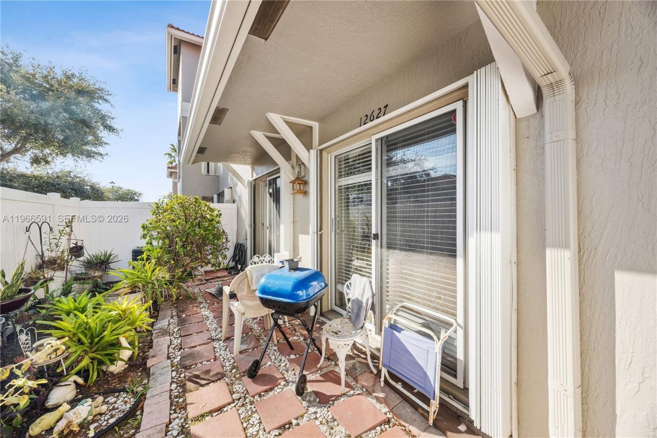 12627 SW 54th St, Miramar, FL 33027 Photo