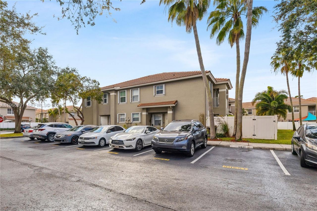 12627 SW 54th St, Miramar, FL 33027 Photo