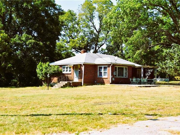 7200 E 102nd Street, Kansas City, MO 64134