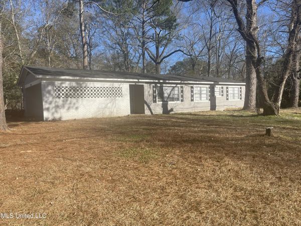 1110 Maria Drive, Jackson, MS 39204