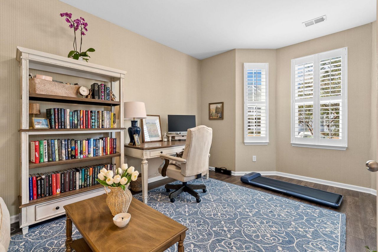 1818 Grovehurst Drive Photo 14