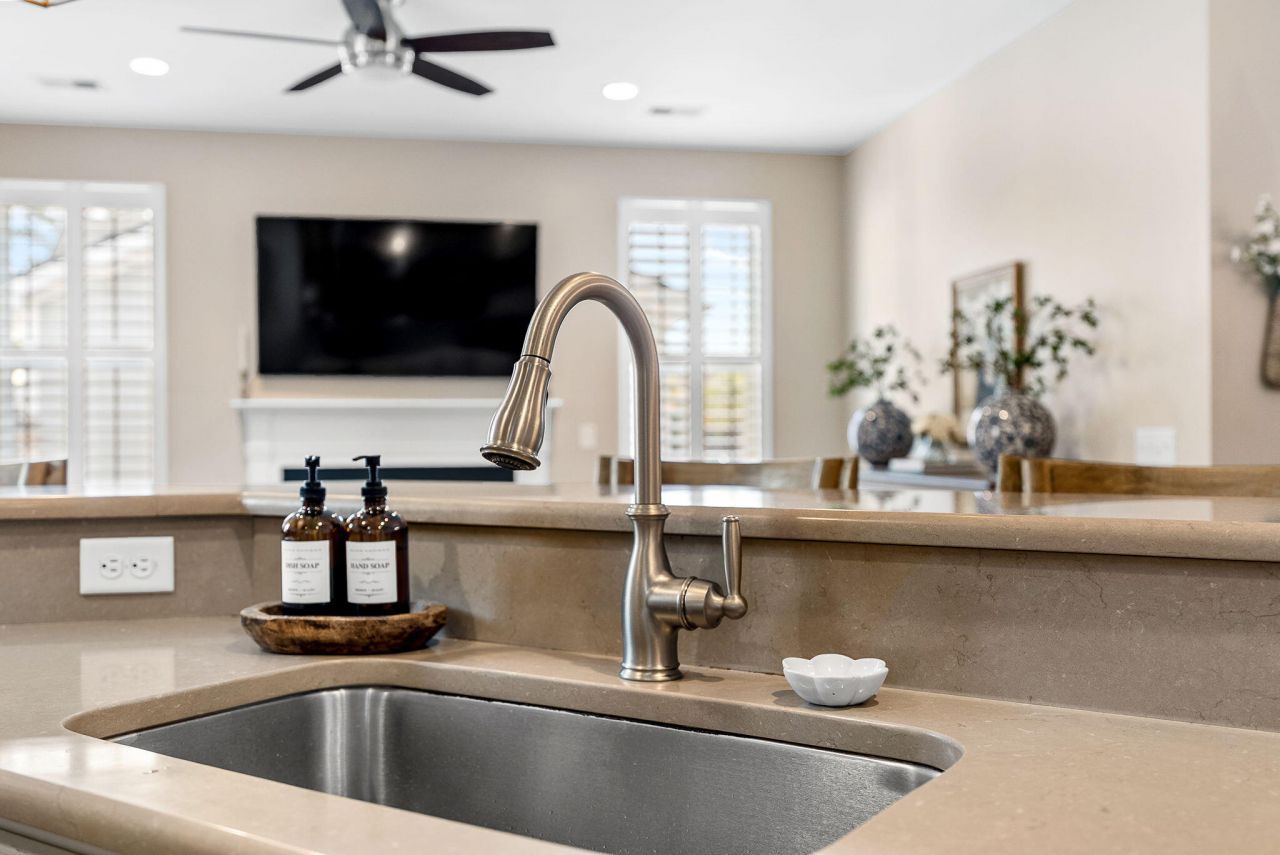 1818 Grovehurst Drive Photo 24