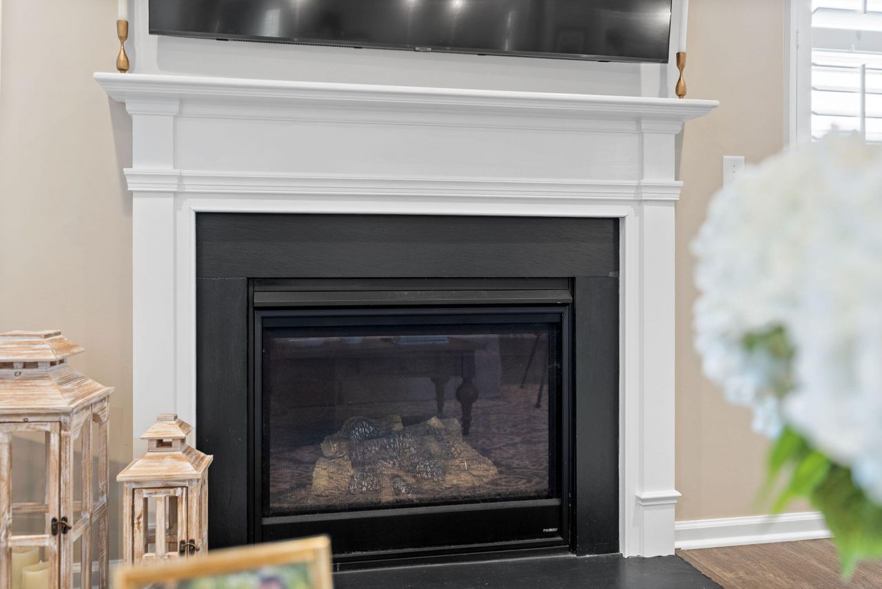 1818 Grovehurst Drive Photo 25