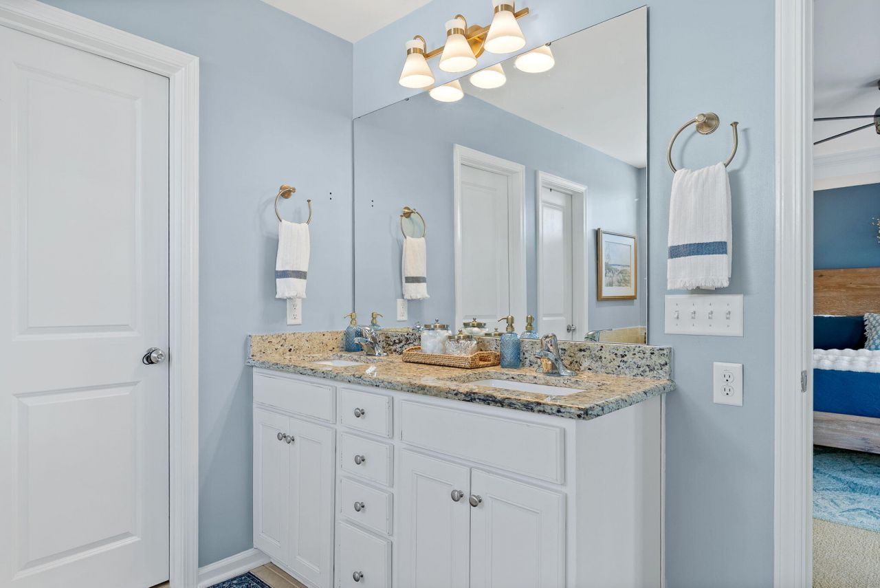 1818 Grovehurst Drive Photo 36