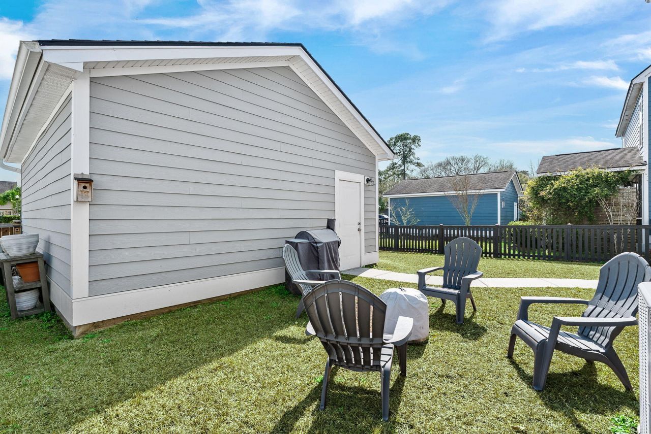 1818 Grovehurst Drive Photo 49