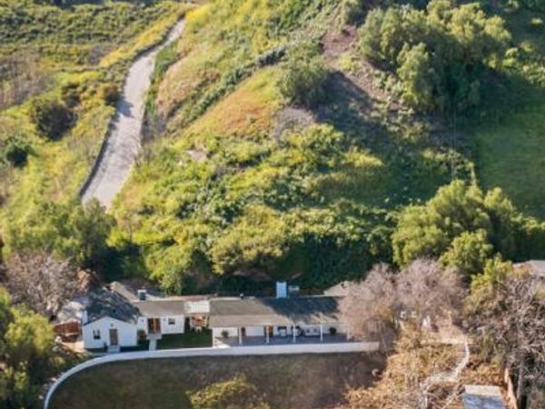 10315 Wheatland Avenue, Shadow Hills, CA 91040