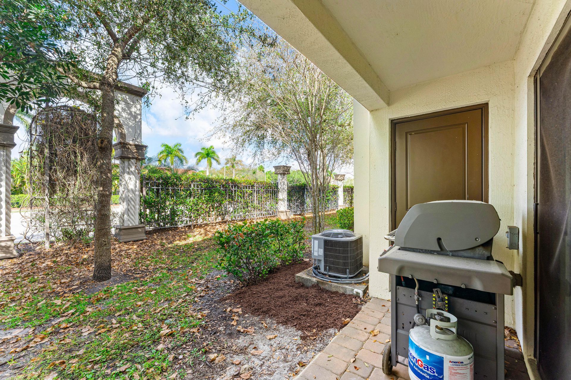 5049 Genove Place, Riviera Beach, FL 33410 Photo