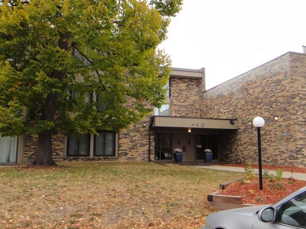 450 Ford Road, Unit 125, Saint Louis Park, MN 55426