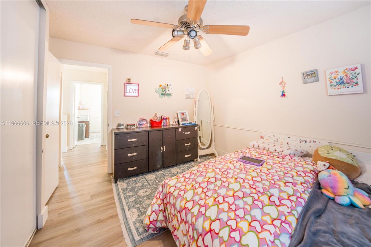 341 NW 153rd Ln, Pembroke Pines, FL 33028 Photo