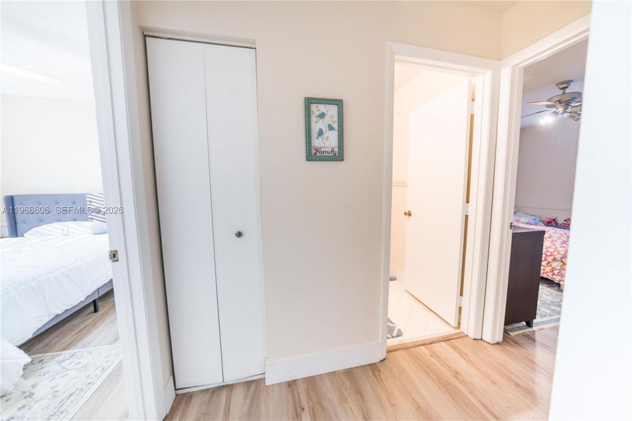 341 NW 153rd Ln, Pembroke Pines, FL 33028 Photo