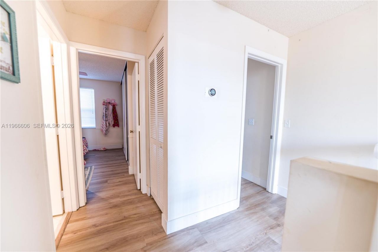 341 NW 153rd Ln, Pembroke Pines, FL 33028 Photo