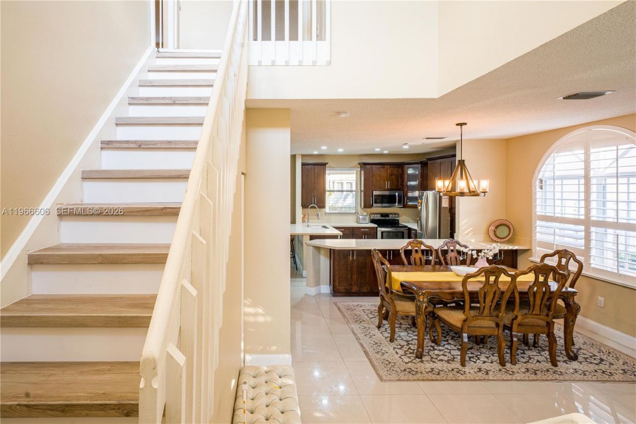 341 NW 153rd Ln, Pembroke Pines, FL 33028 Photo