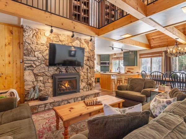 15609 Cottonwood Street, Truckee, CA 96161