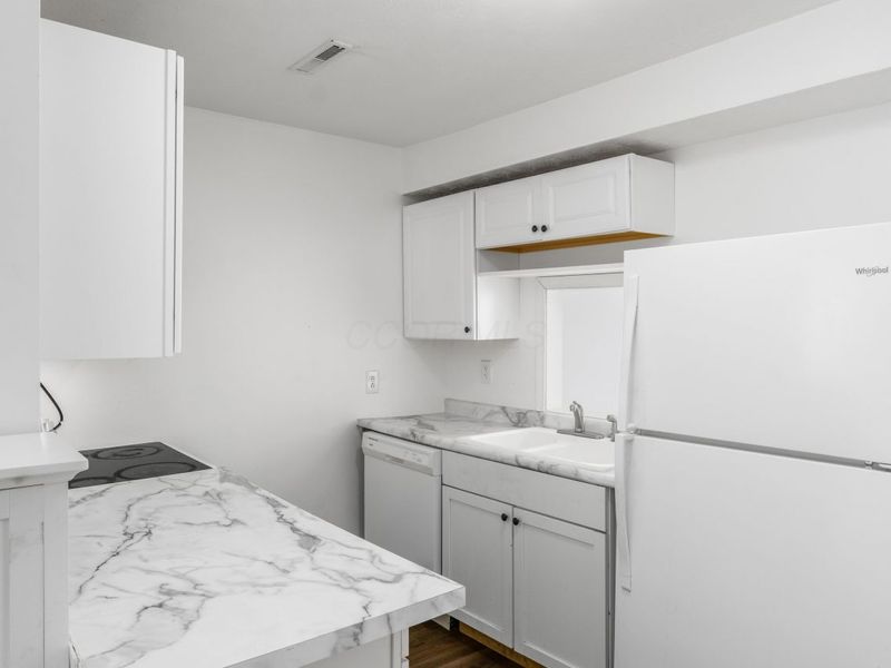 6575 Santa Cruz Place, Reynoldsburg, OH 43068 Photo 9