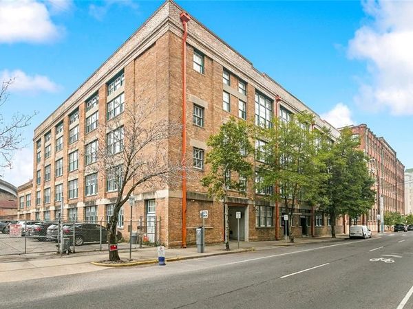 1111 S PETERS Street, Unit 217, New Orleans, LA 70130